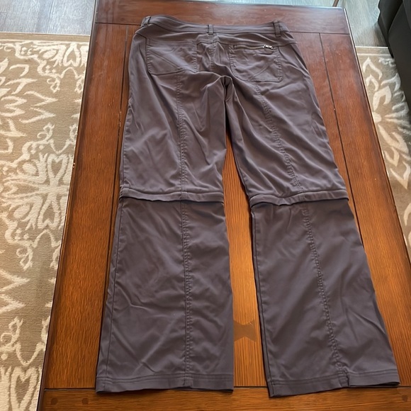 Prana Convertable Hiking Gray Pants 10. Excellent condition. Zip off pants. - Picture 5 of 11